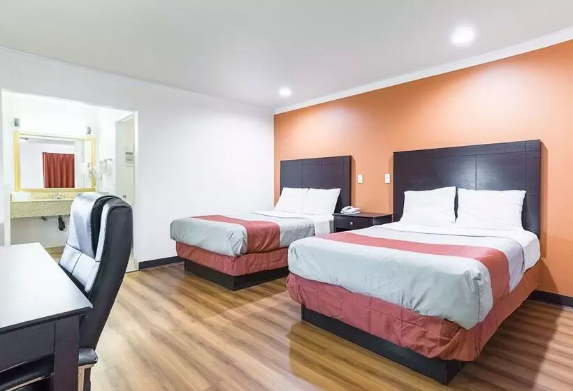 Отель Studio 6 Mojave, Ca   Airport