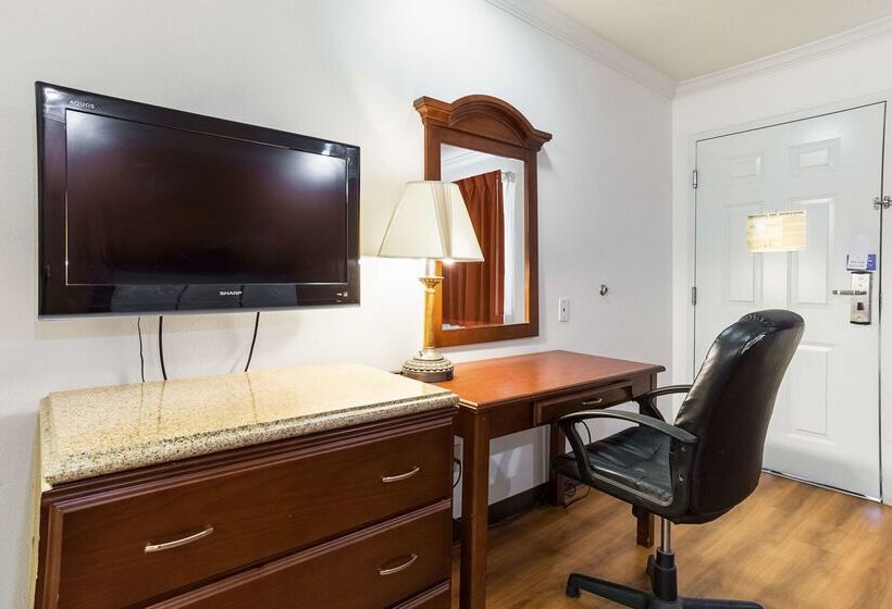 Отель Studio 6 Mojave, Ca   Airport