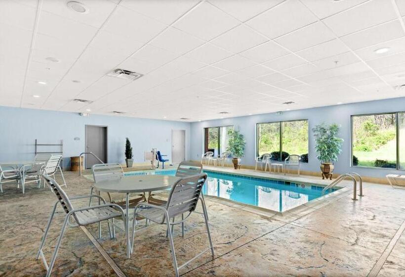 Surestay Plus Hotel By Best Western Portland Route 52 West