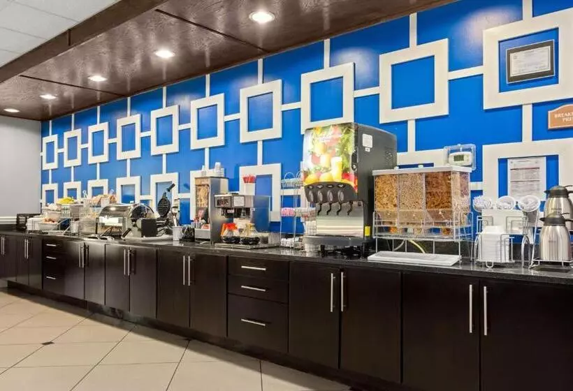 Surestay Plus Hotel By Best Western Portland Route 52 West