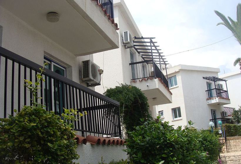 Aphelandra  Apartments