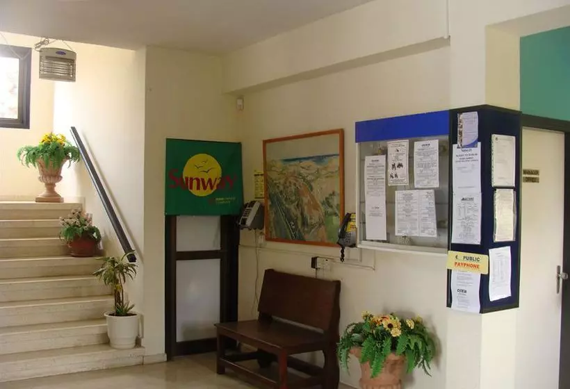 Aphelandra Apartments