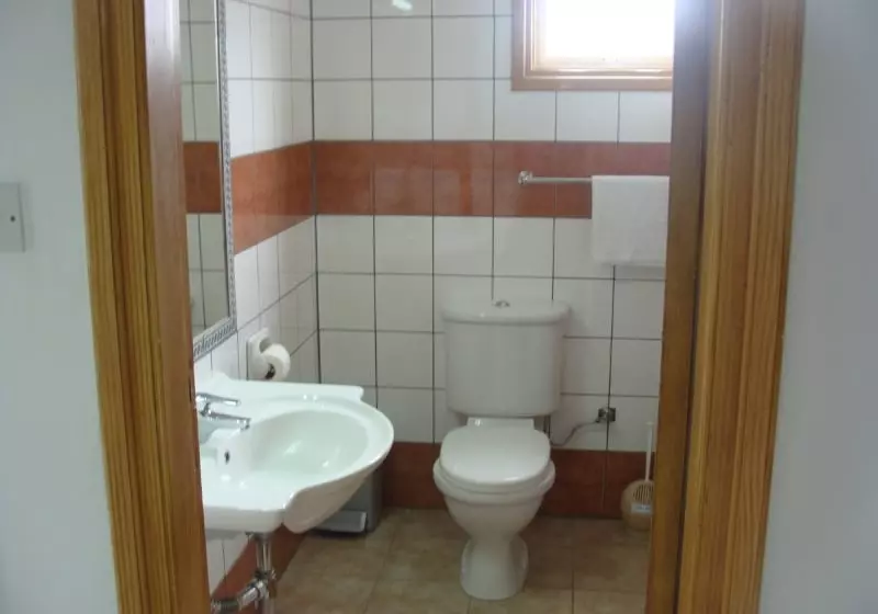 Aphelandra Apartments