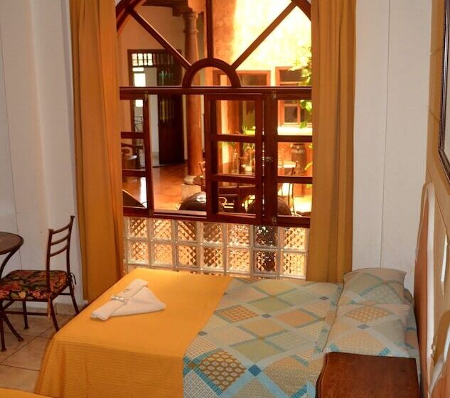 ベッドアンドブレックファースト Villa Florencia Centro Histórico