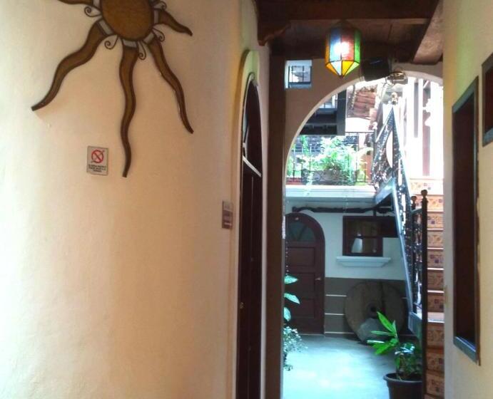 ベッドアンドブレックファースト Villa Florencia Centro Histórico