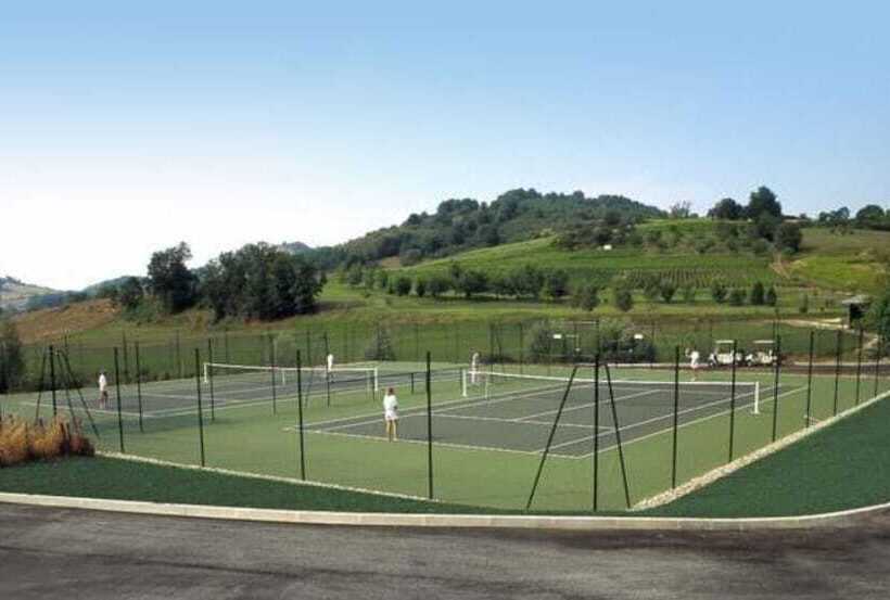 Golf Hotel Resort Val De Sorne