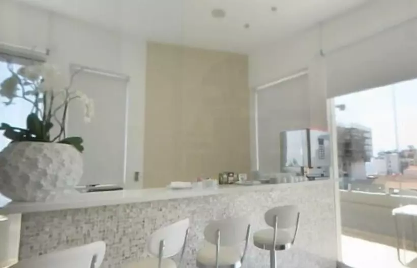 هتل Achilleos City