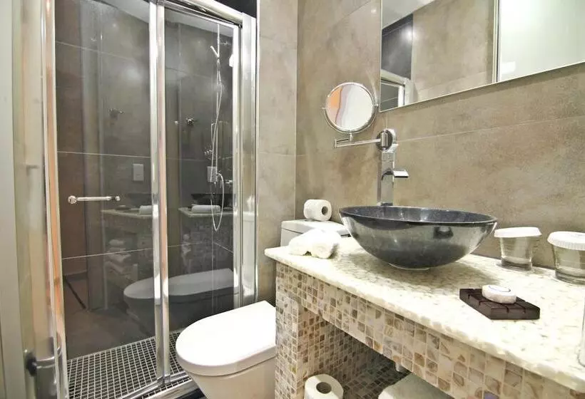 هتل Achilleos City