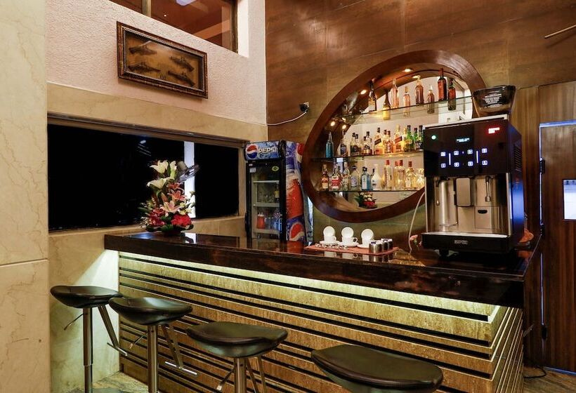 Hotel Dewdrop Le Seasons Beach Resort