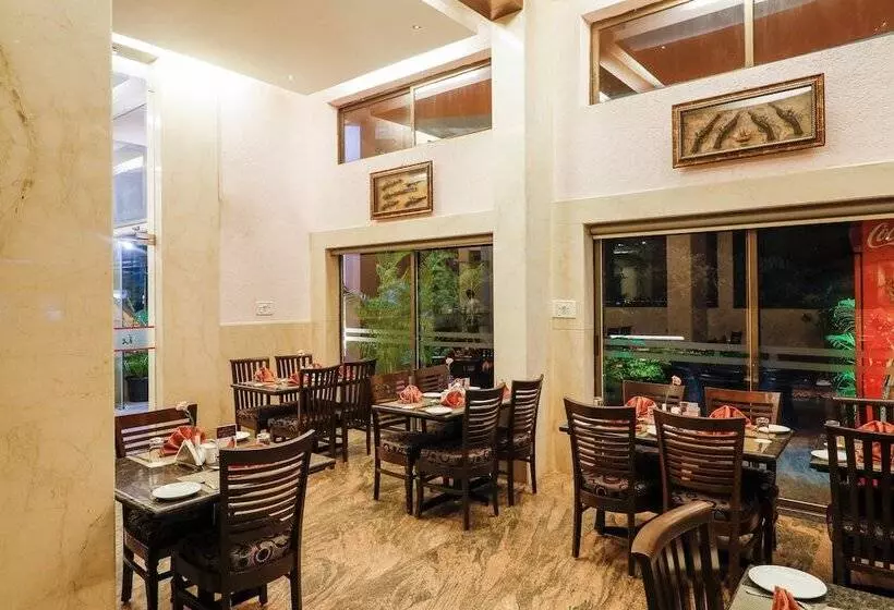 Hôtel Dewdrop Le Seasons Beach Resort