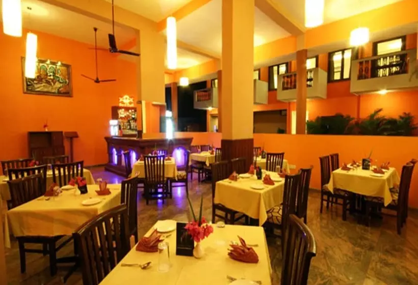 Hôtel Dewdrop Le Seasons Beach Resort