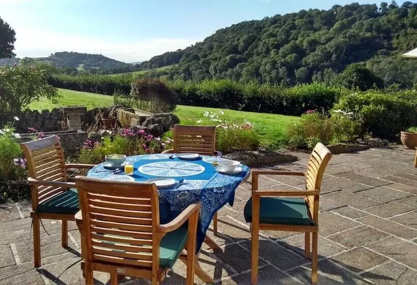 Отель Eastwrey Barton Country House