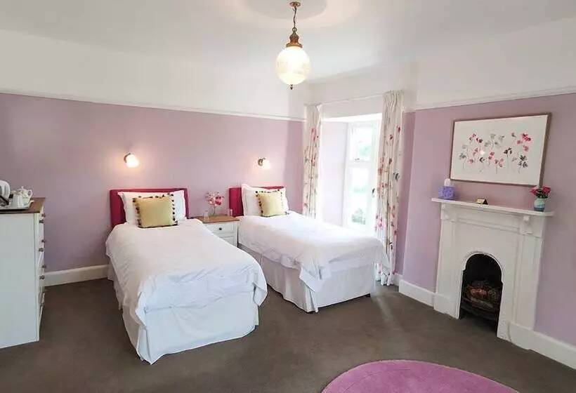 Отель Eastwrey Barton Country House