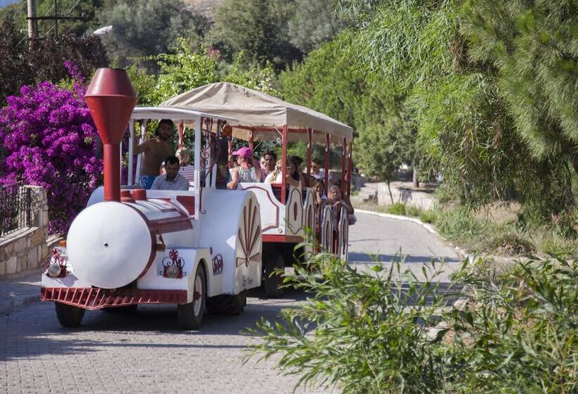 בית מלון כפרי Golden Age Crystal Bodrum   All Inclusive