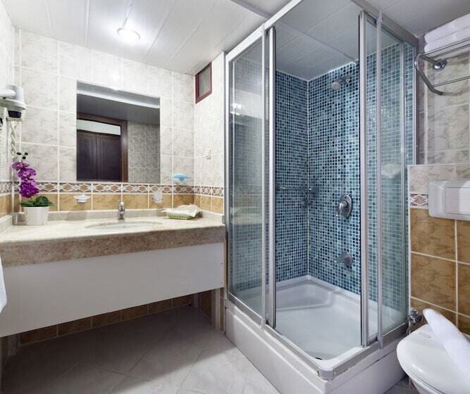 בית מלון כפרי Golden Age Crystal Bodrum   All Inclusive