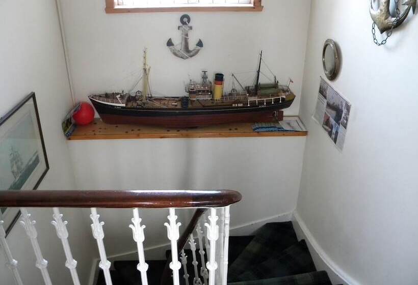 Hotel Hal O The Wynd Guest House