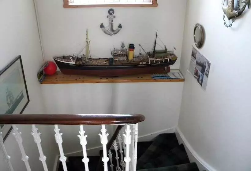 Отель Hal O  The Wynd Guest House