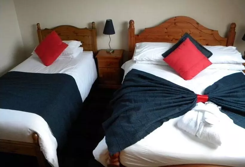 Отель Hal O  The Wynd Guest House