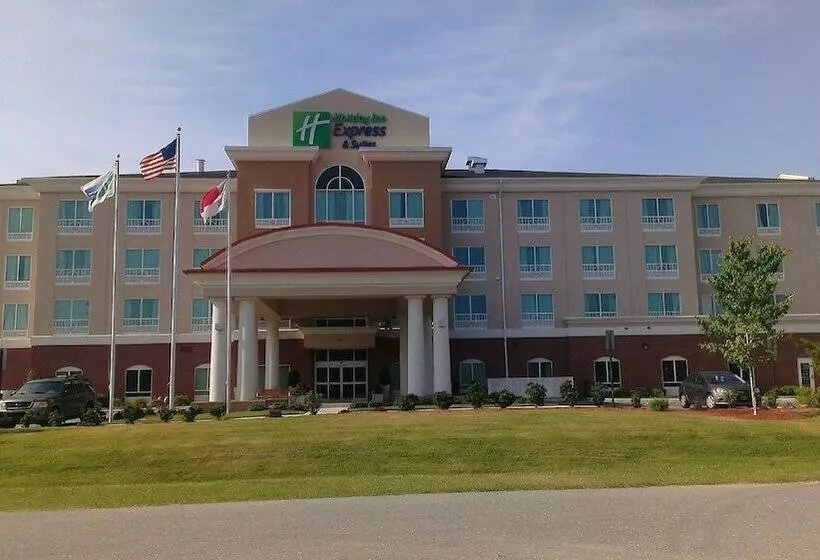 Отель Holiday Inn Express & Suites   Smithfield/selma, An Ihg
