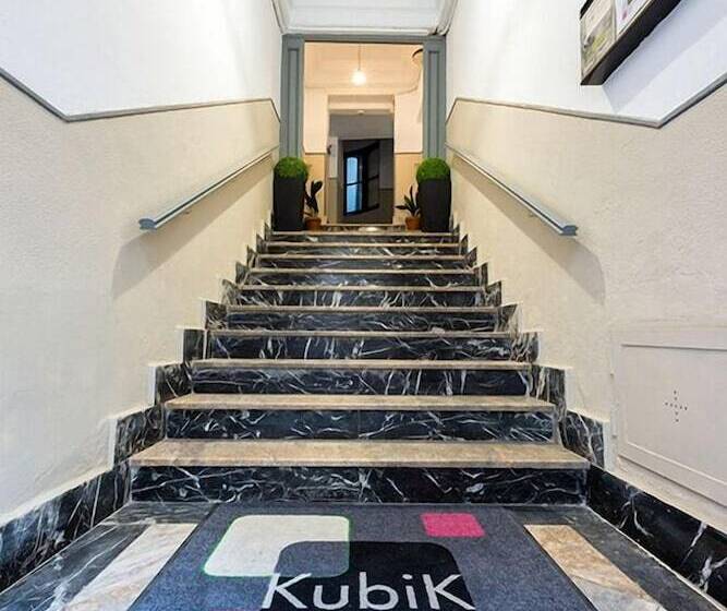 酒店 Kubik