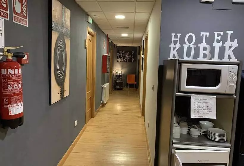 فندق Kubik