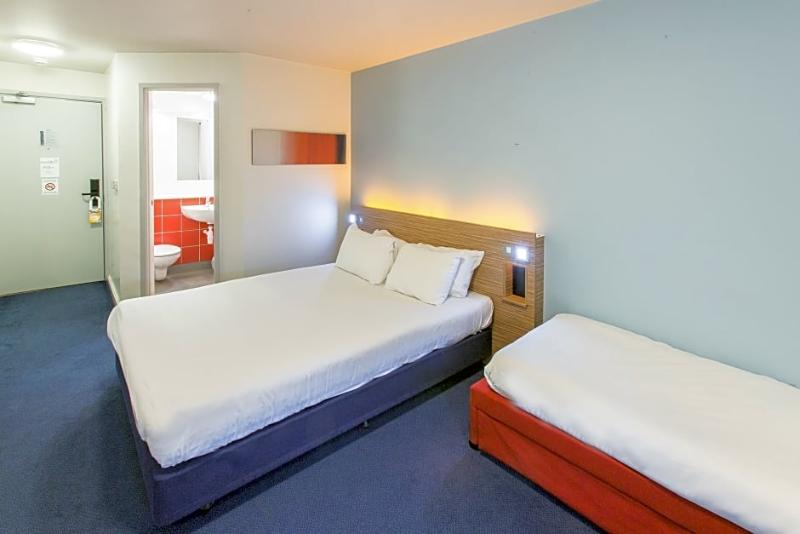 Hotel Redwings Lodge Wolverhampton Central