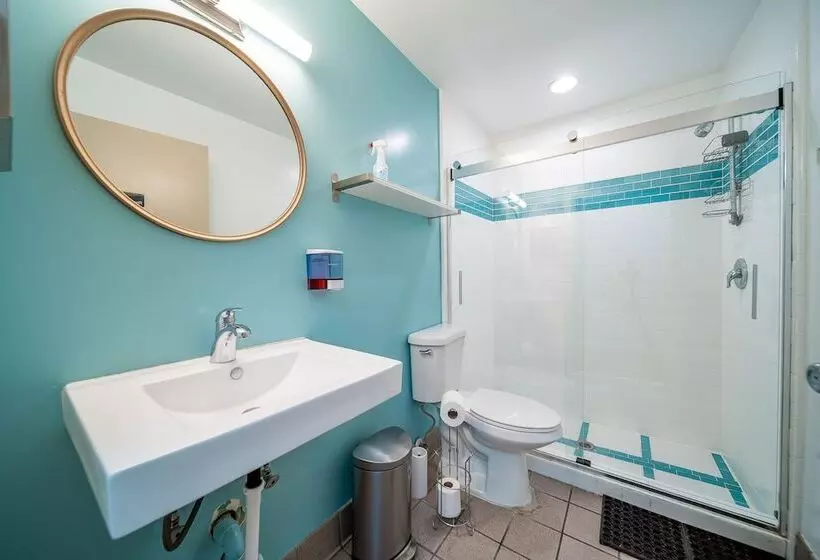 Samesun Venice Beach Hotel & Hostel