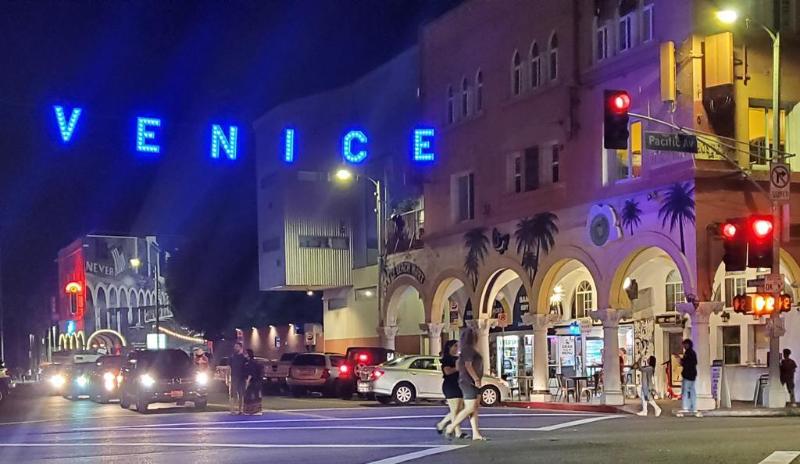 Samesun Venice Beach Hotel & Hostel