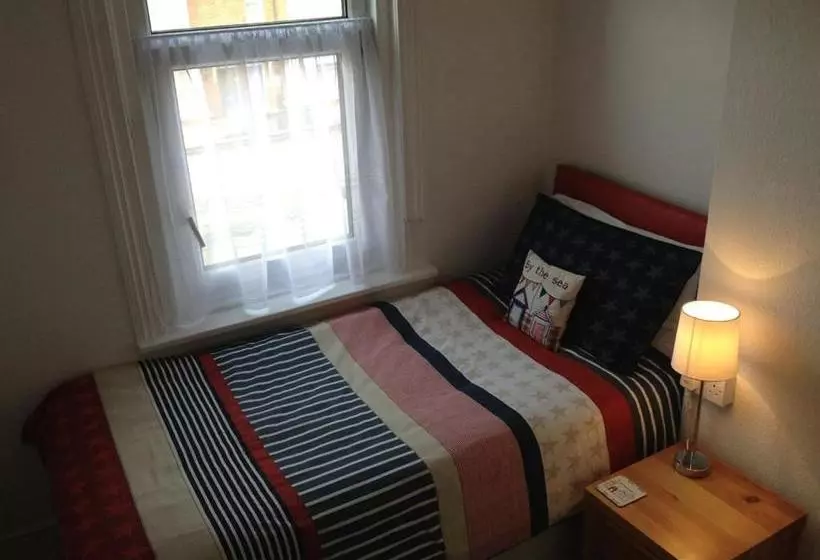 Hotelli Seaview Guest House