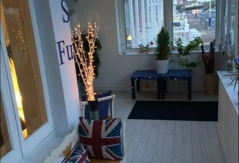 Hotelli Seaview Guest House