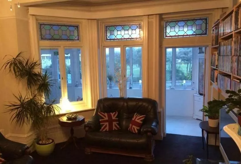 Hotelli Seaview Guest House