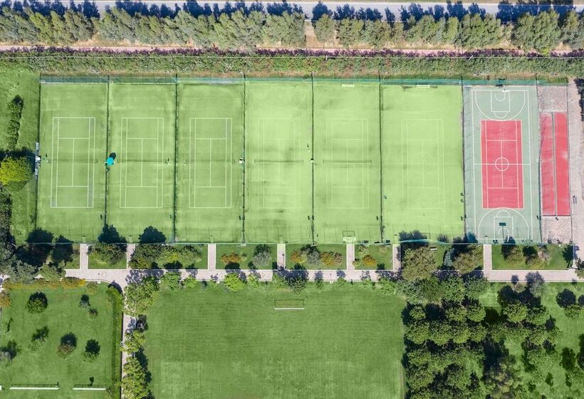 בית מלון כפרי Sentido Orosei Beach