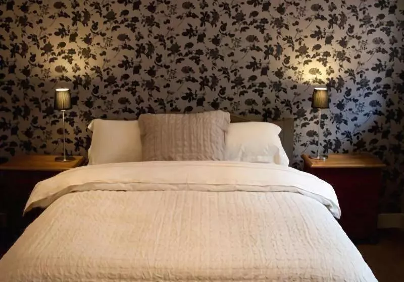 ホテル The Grasshopper Inn