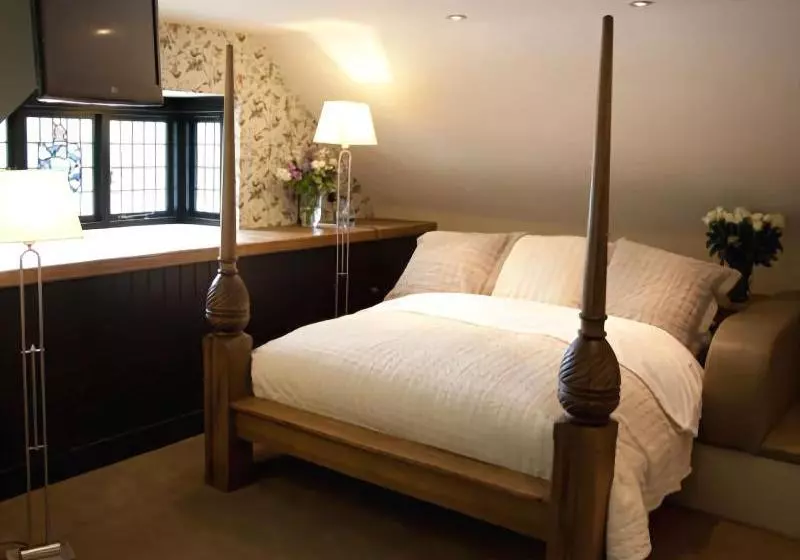 ホテル The Grasshopper Inn