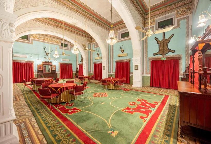 فندق Umed Bhawan Palace, Kotah