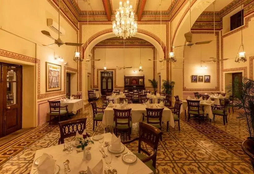 호텔 Umed Bhawan Palace, Kotah