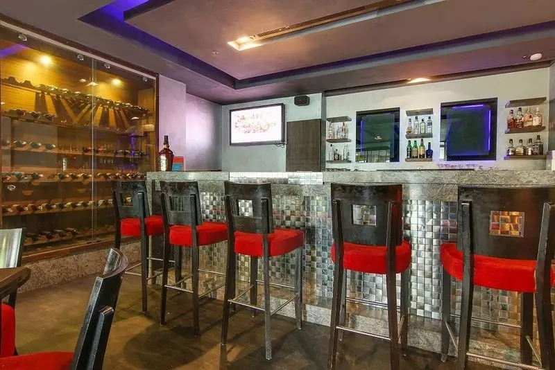 ホテル Vibe By The Lalit Traveller