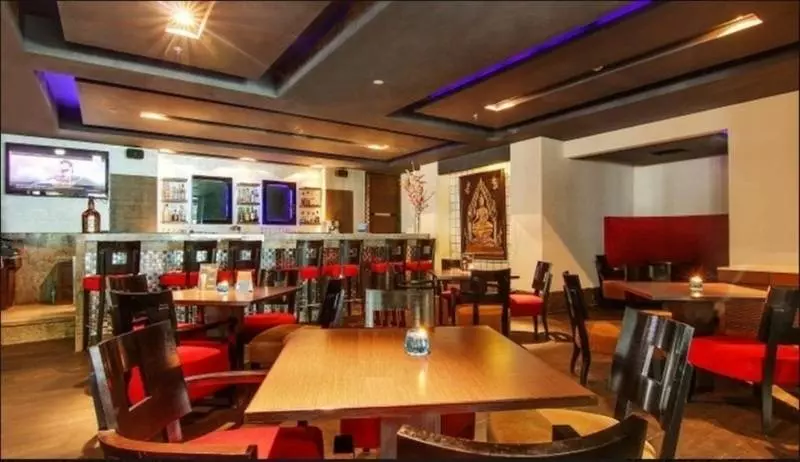 ホテル Vibe By The Lalit Traveller