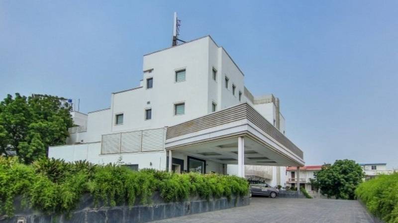 בית מלון כפרי Vibe By The Lalit Traveller