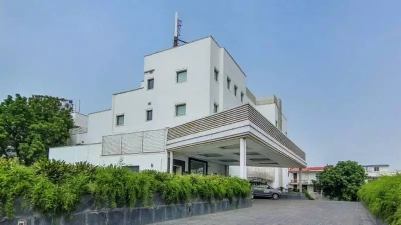 ホテル Vibe By The Lalit Traveller