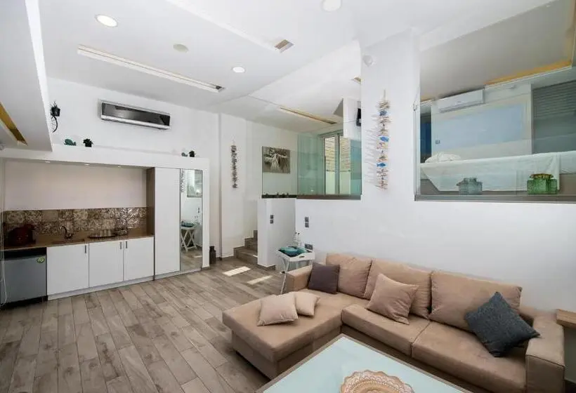 Lindian Jewel Hotel And Villas