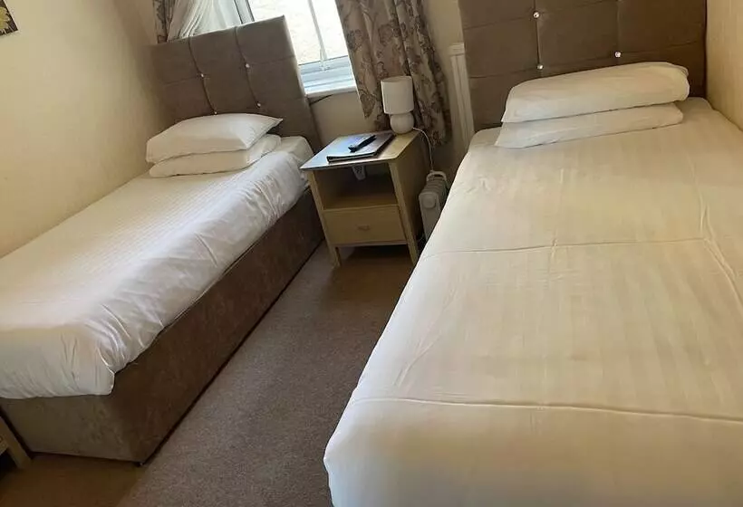 住宿加早餐 Diamonds Lodge Near York Hospital