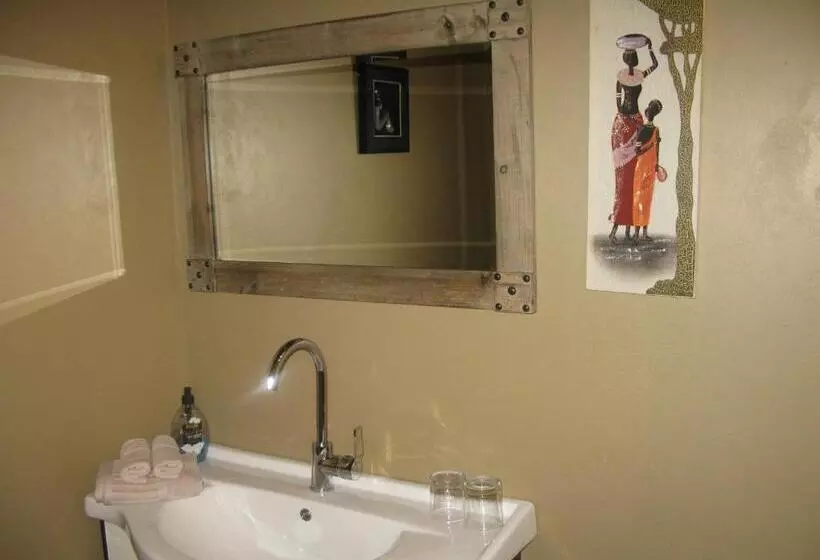 호텔 Aero Airport Lodge