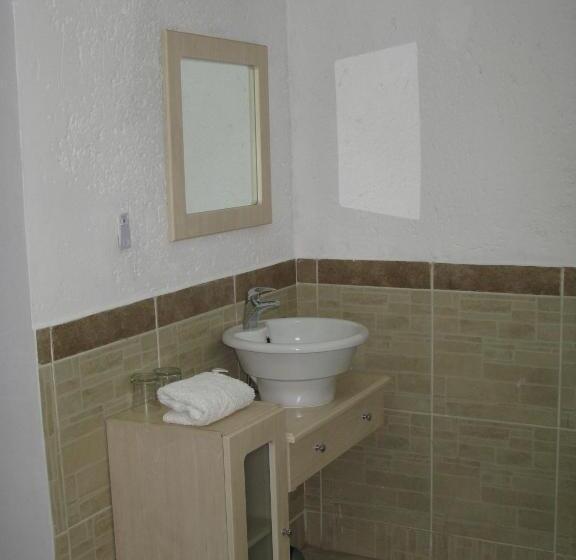 酒店 Aero Airport Lodge