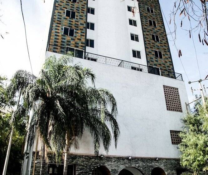 فندق Booking Dioh