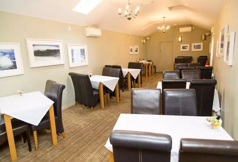 酒店 Fox And Goose Inn