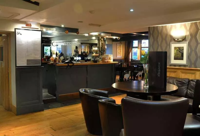 酒店 Fox And Goose Inn