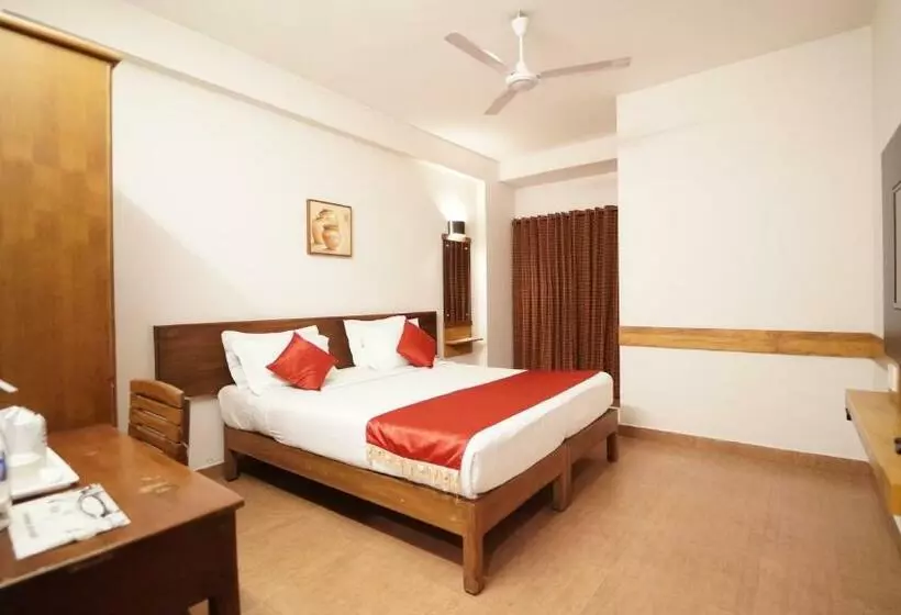 Hotel Green Ridge Munnar