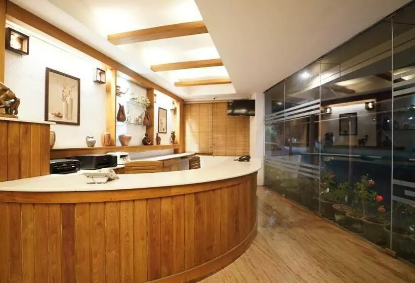 Hotel Green Ridge Munnar