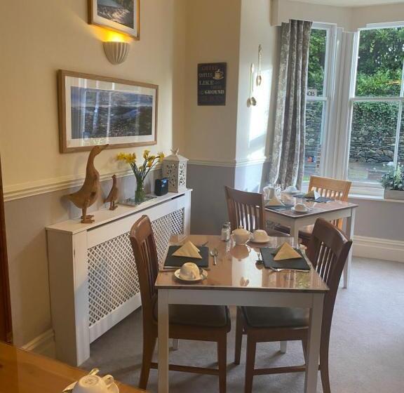 酒店 Melbourne Guest House